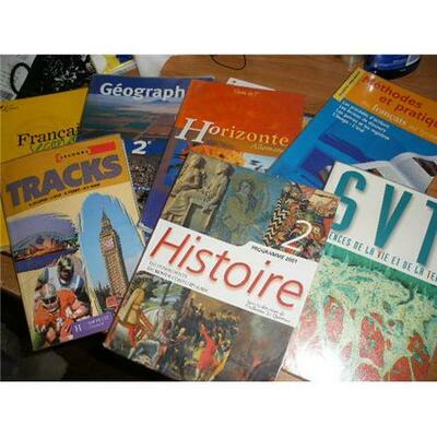 Les manuels scolaires <br>